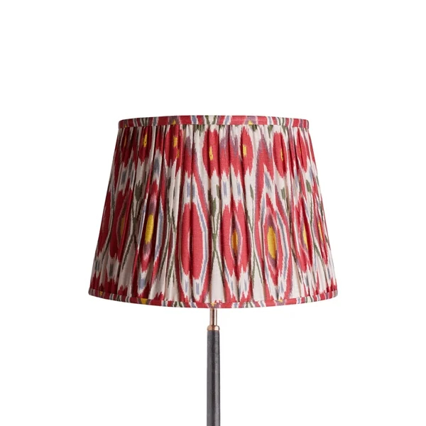 Close view of the red patterned lampshade