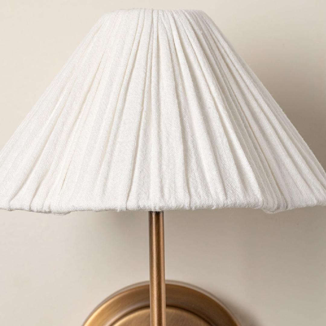 Lindi pleated linen shade detail
