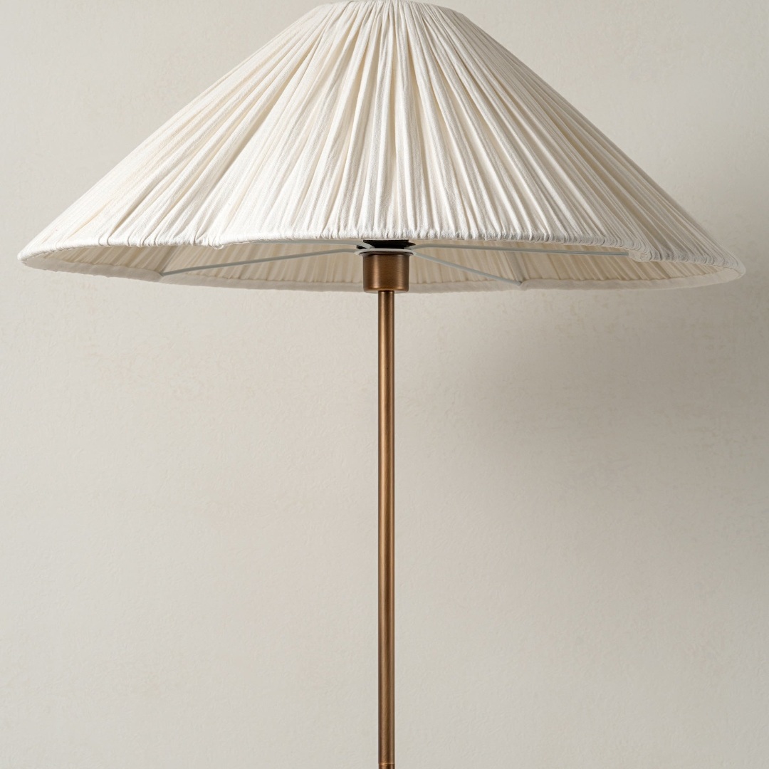 Lindi lamp pleated linen shade front detail