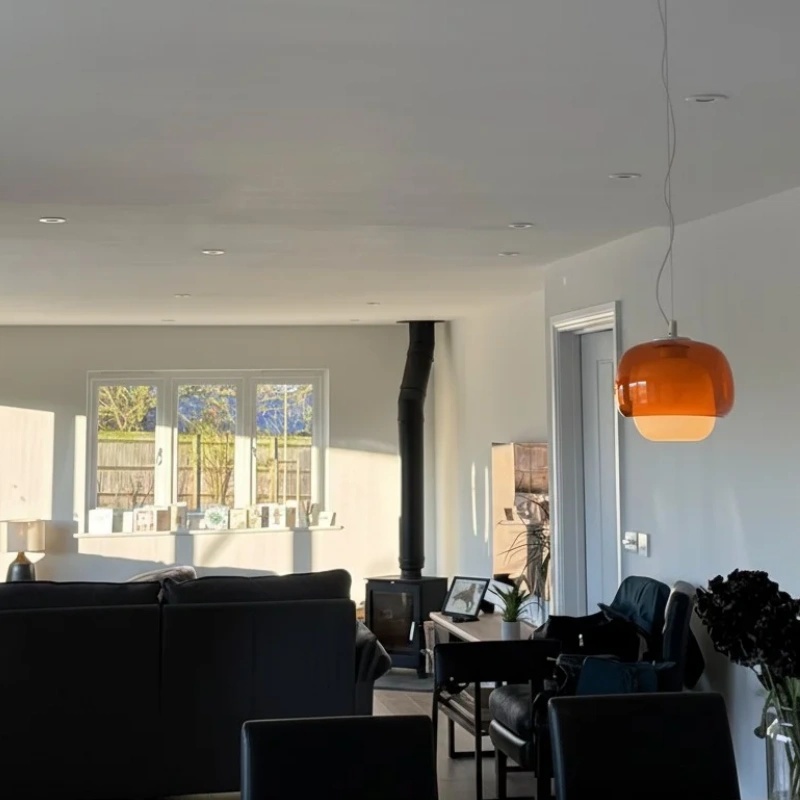 Customer feedback photo with Clinco pendant