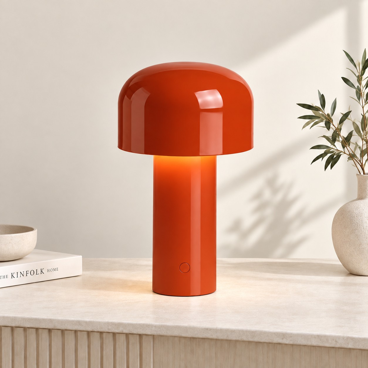 Red rechargeable LED table lamp finish