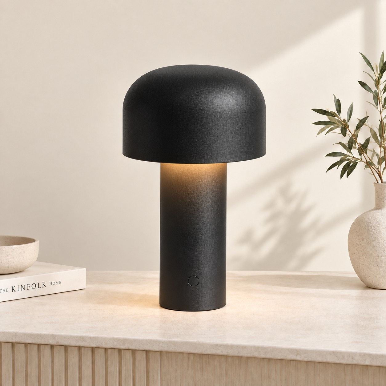 Matte black rechargeable LED table lamp finish